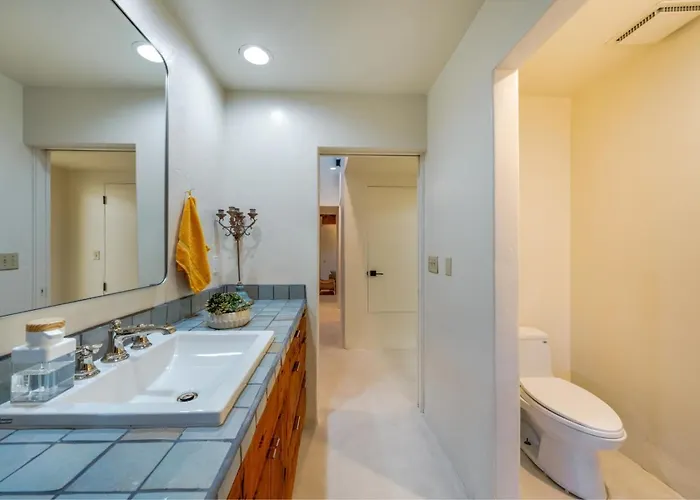 Holiday home Sam Hughes, 2 Bedroom 1.5 Ba, Completely Remodeled