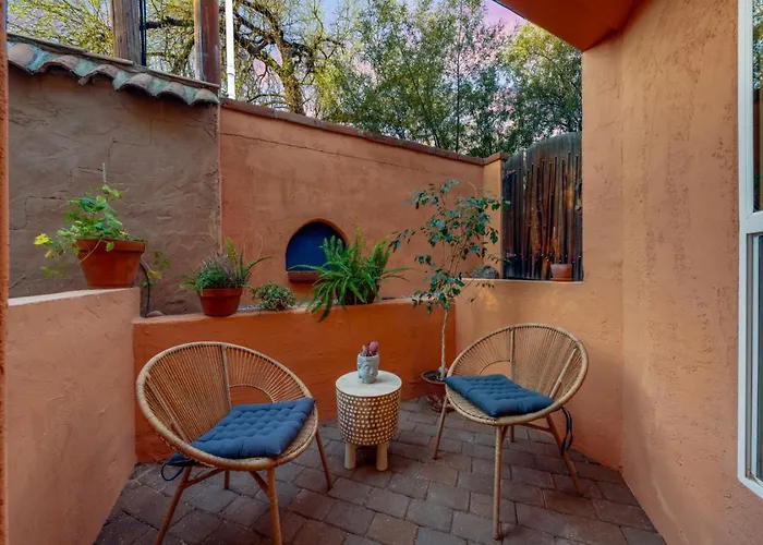 Sam Hughes, 2 Bedroom 1.5 Ba, Completely Remodeled
